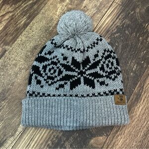 Women’s Bearpaw beanie black/ gray color